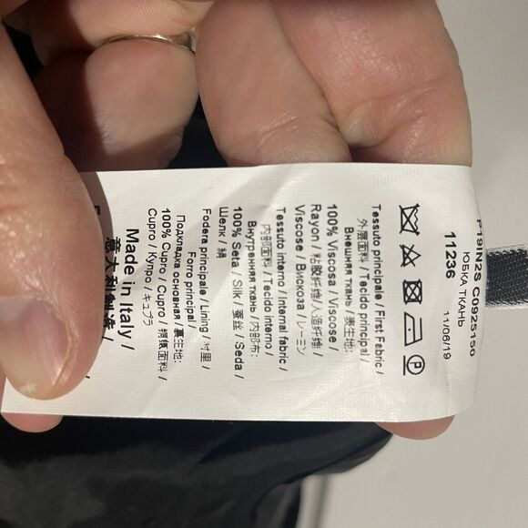 No 21 Skirt with Train size 40/small Black Red Floral Viscose - Picture 4 of 6